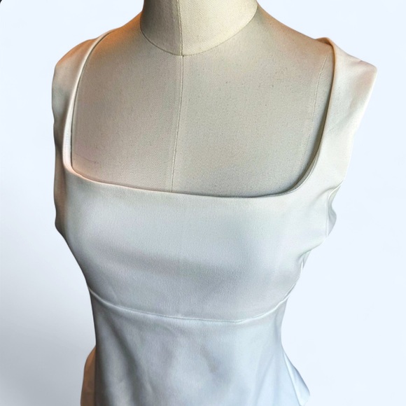 Zara White Square Neck Tank Top structured silhouette - Picture 2 of 11